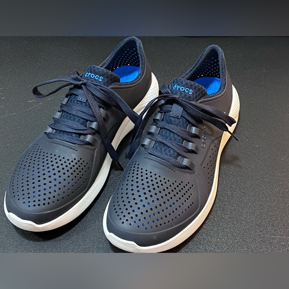 Crocs LiteRide Pacer SZ 11